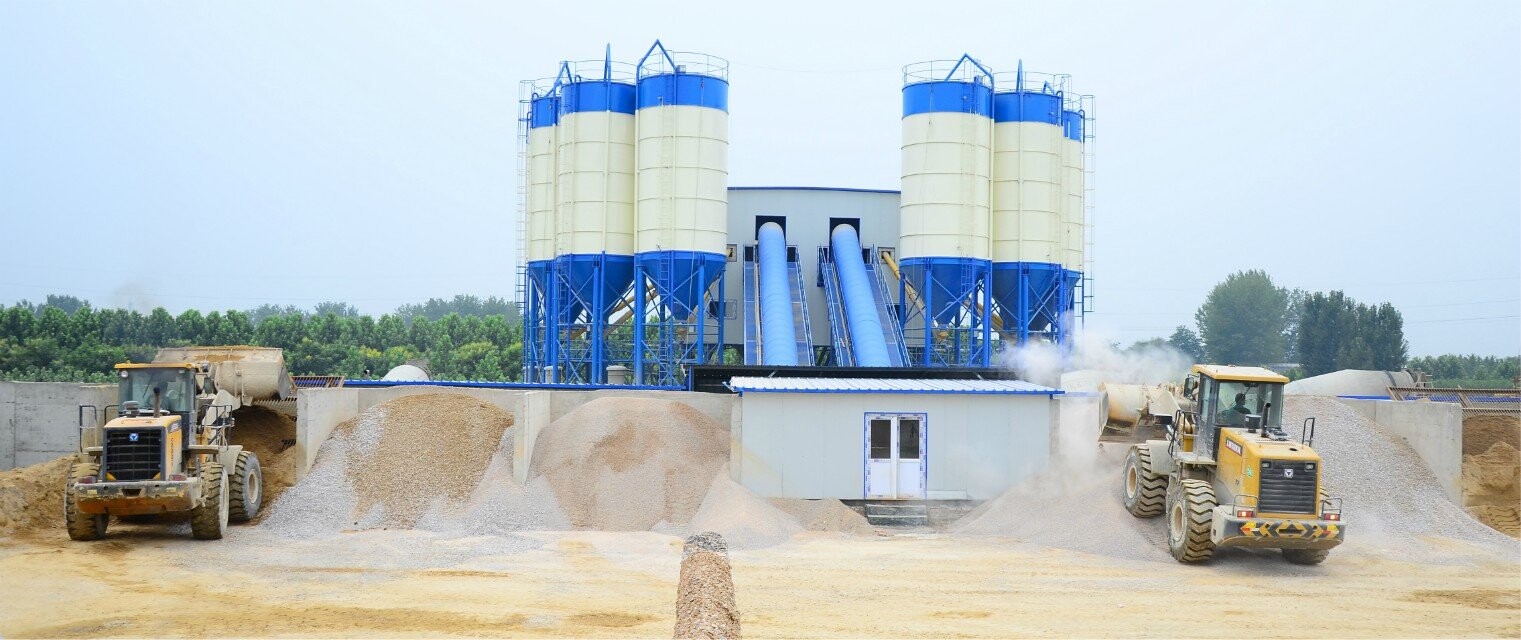 河南路友机械合作客户中铁三局搅拌站现场图 河南路友机械合作客户中铁三局搅拌站现场图