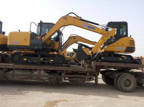 MK网80小挖机待发