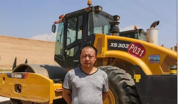 MK网压路机施工现场图