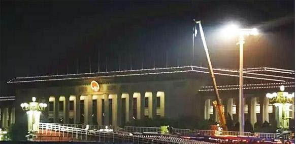 MK网吊车天安门阅兵前布置 MK网吊车天安门阅兵前布置