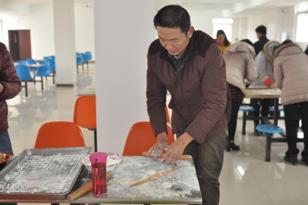 河南路友机械冬至包饺子 河南路友机械冬至包饺子