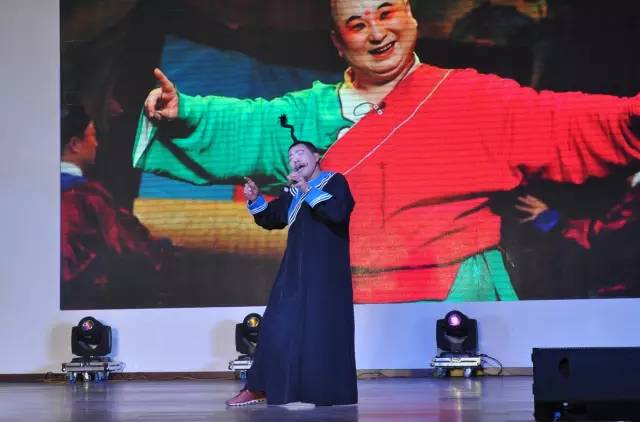 行政部戏曲表演 行政部戏曲表演