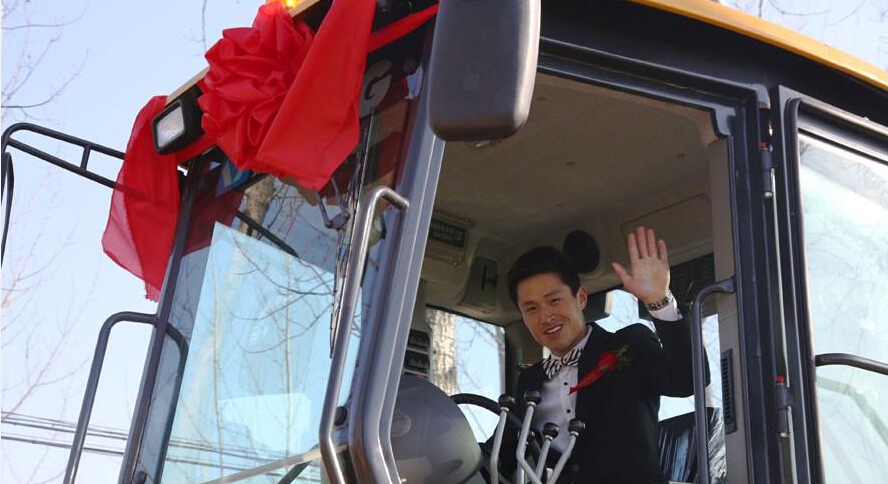 新浪热衷于工程机械 新浪热衷于工程机械