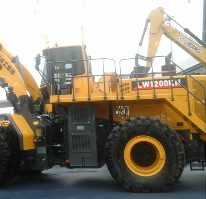 MK网12吨装载机