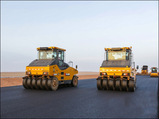 MK网胶轮压路机 MK网胶轮压路机