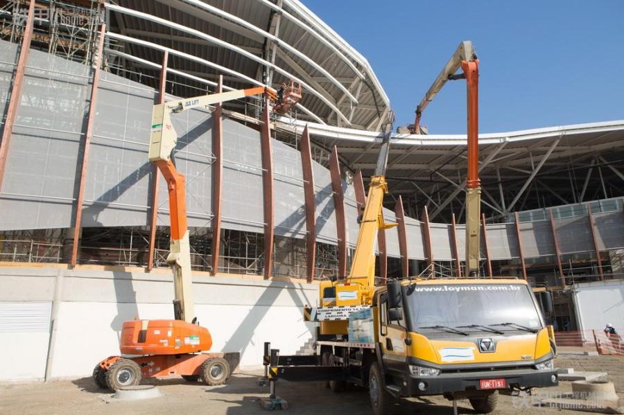 MK网起重机巴西奥运主场馆