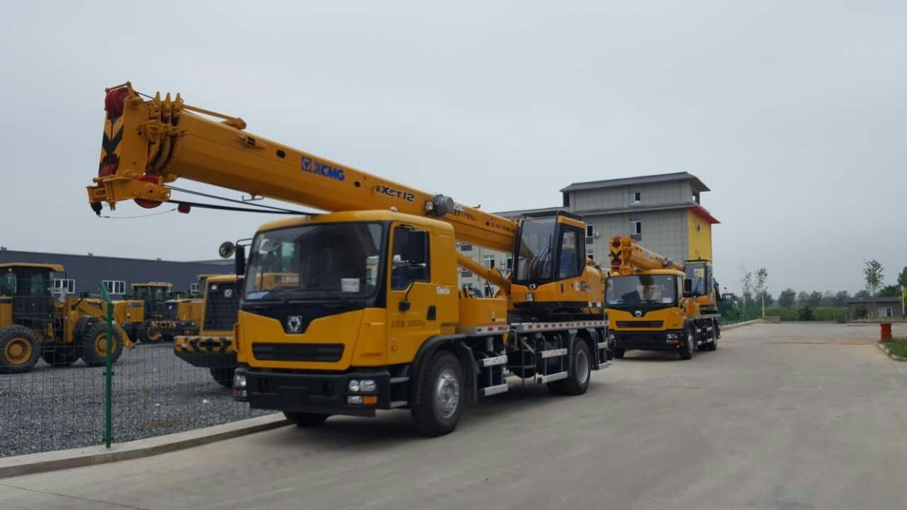 河南路友大院里的MK网起重机