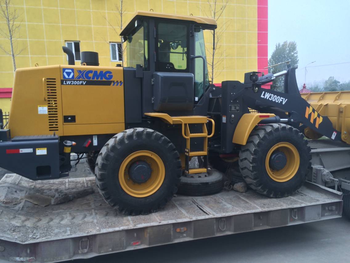 30铲车 MK网国三装载机