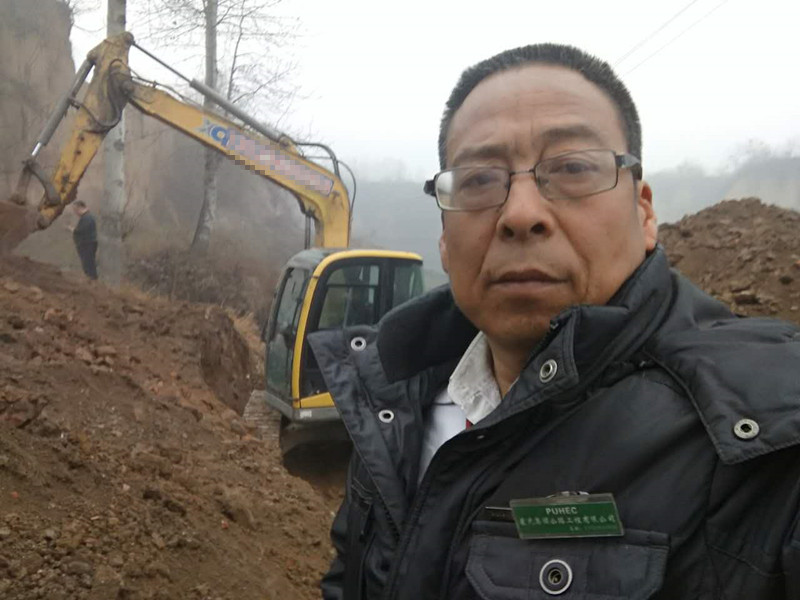 河南MK网挖掘机客户代表 400-990-3710 河南MK网挖掘机客户代表 400-990-3710