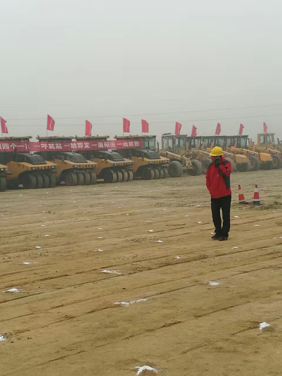 MK网胶轮压路机 河南总代理400-990-3710