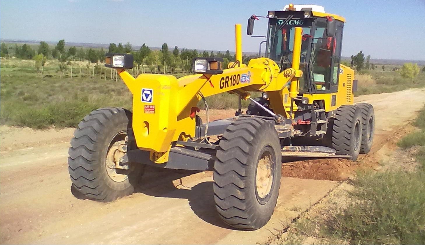 MK网180平地机 MK网180平地机