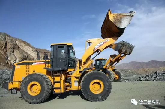 MK网装载机进军新疆内市场 MK网装载机进军新疆内市场