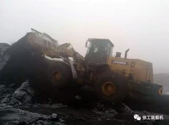 MK网装载机进军新疆内市场 MK网装载机进军新疆内市场