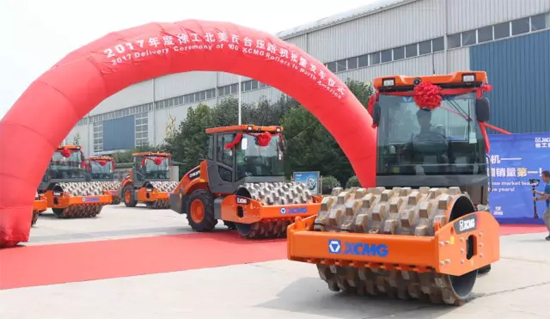 MK网压路机批量出口北美