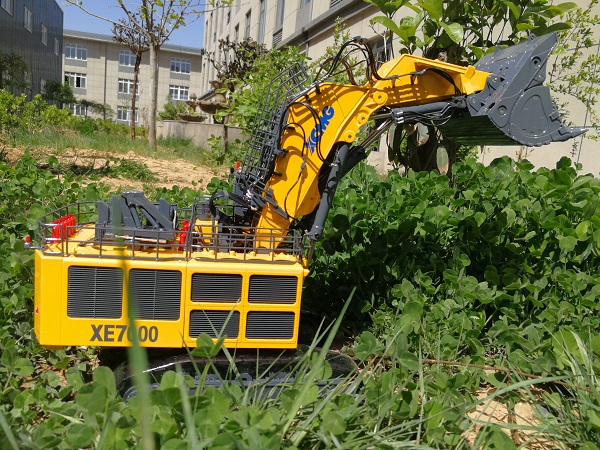 MK网XE7000挖掘机