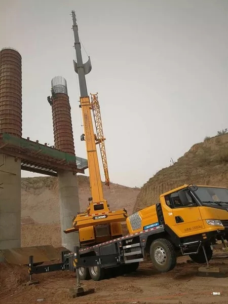 MK网起重机施工现场