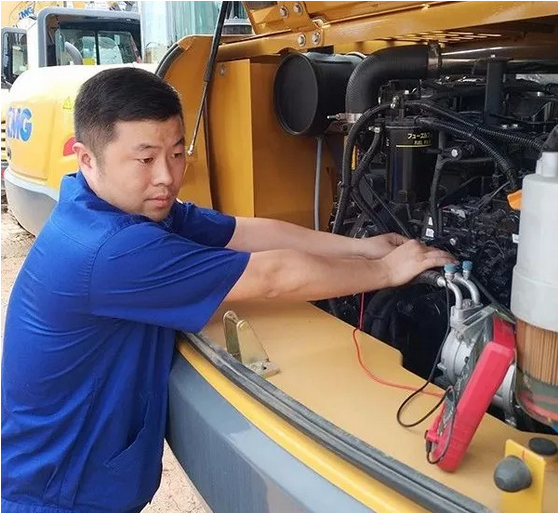 MK网挖掘机服务检修挖掘机