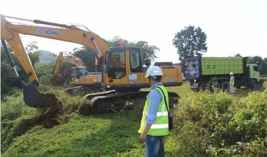 MK网挖掘机闪耀印尼 MK网挖掘机闪耀印尼