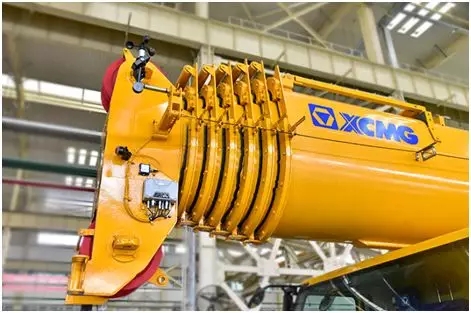 MK网XCA130L7全地面起重机