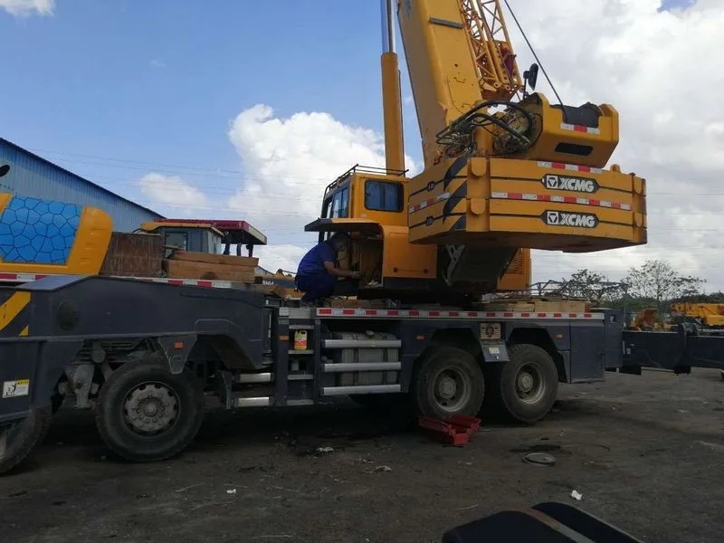 MK网服务工程师为客户提供维修走访服务