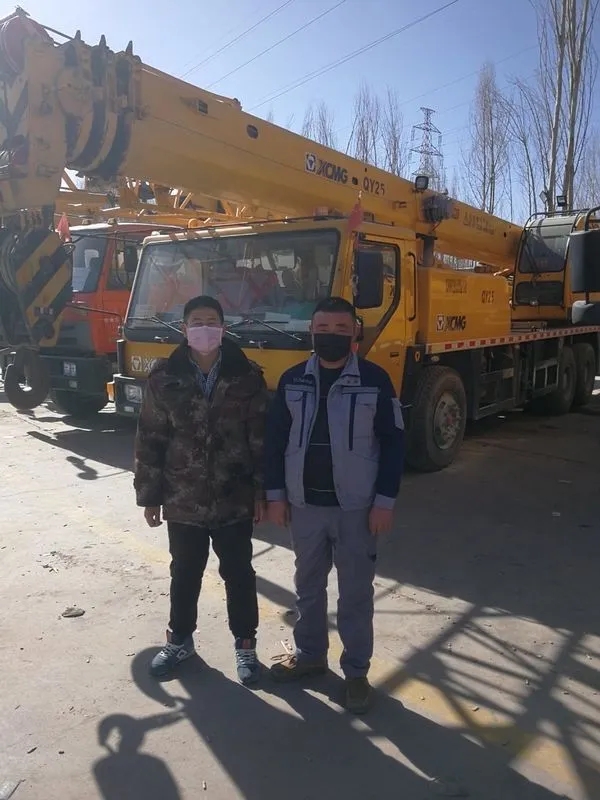 在西宁，MK网服务工程师王闯毅走访客户，为客户提供施工服务保障！