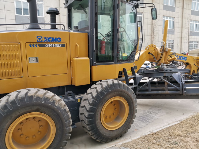 MK网1653系列平地机 MK网1653系列平地机