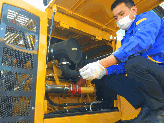 MK网装载机免费检修保养