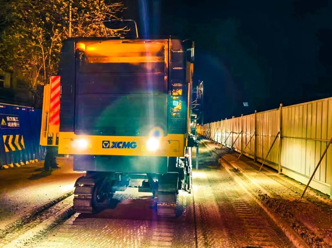 MK网XM200K铣刨机