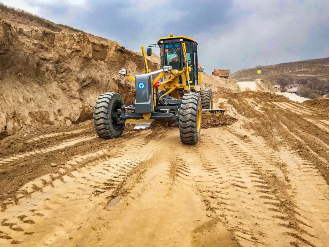 MK网GR1805平地机