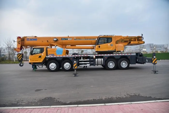 MK网XCT60L6起重机