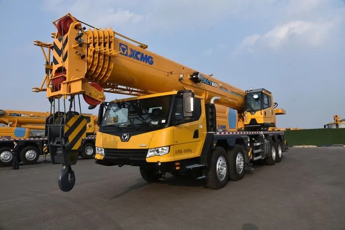 MK网XCT60L6起重机