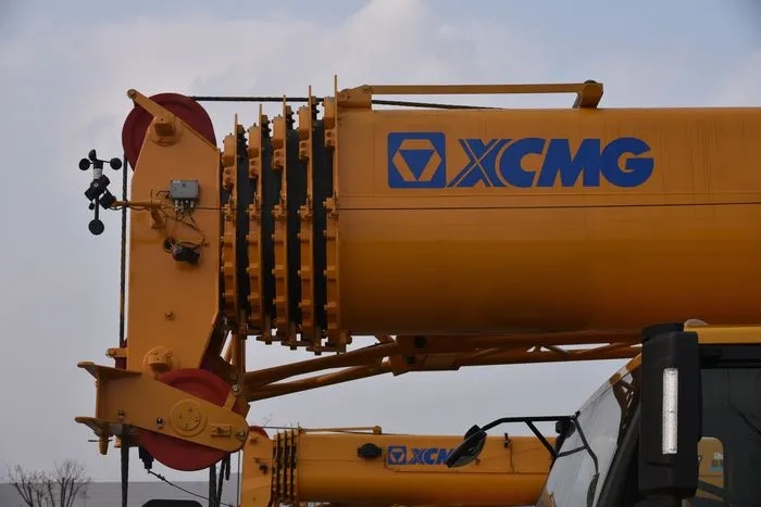 MK网XCT60L6起重机