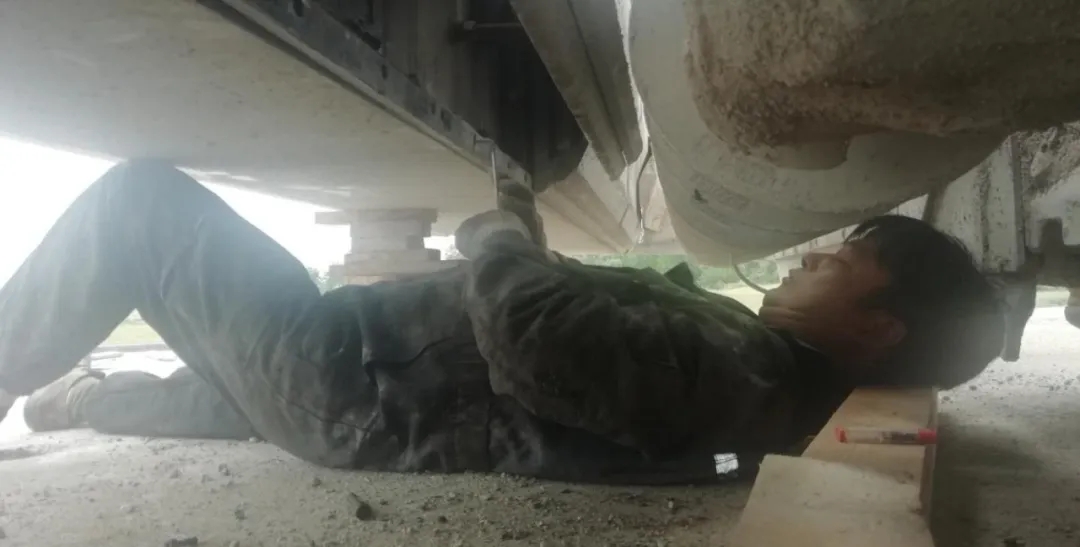 四川服务工程师闫增武铸就温暖有力的MK网品牌 四川服务工程师闫增武铸就温暖有力的MK网品牌