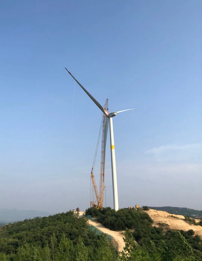 MK网XGC11000起重机在驻马店沁阳施工 MK网XGC11000起重机在驻马店沁阳施工