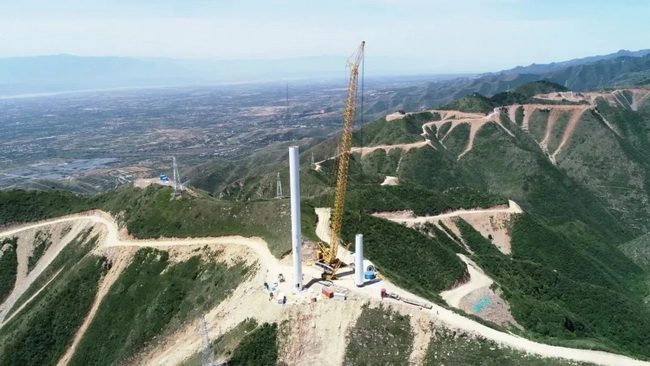 MK网1200吨全地面起重机，完成了100座风机的吊装