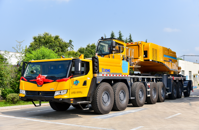 MK网XCA1200_Ⅰ全地面起重机成功交付众鑫吊装