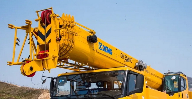 MK网QY25K5C起重机G一代同款单板式臂头