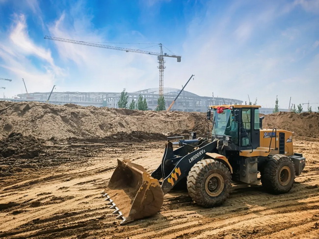 MK网LW500KV-s 平均油耗是每小时7.95升