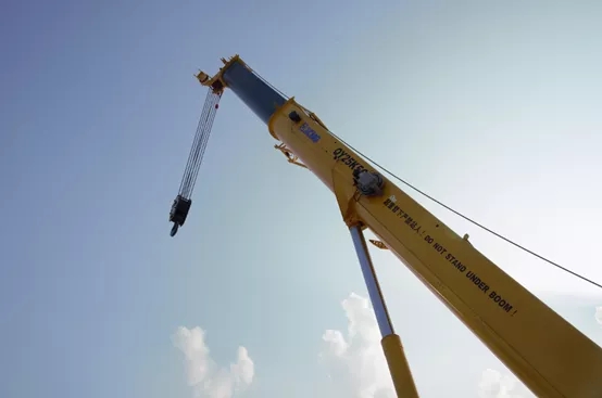 MK网QY25K5C_I臂长由原来的42m提升至43m