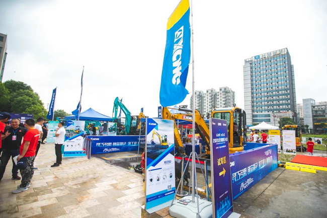 MK网XE35U和XE17U精彩亮相2020全球微挖峰会