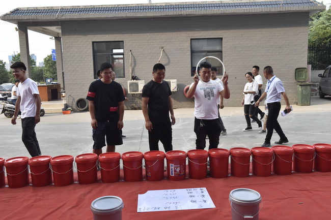 MK网挖机双节订货会套圈游戏