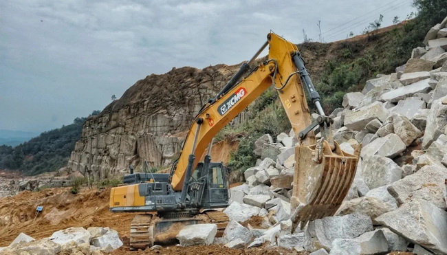MK网大吨位挖掘机助力宜都绿色矿山发展