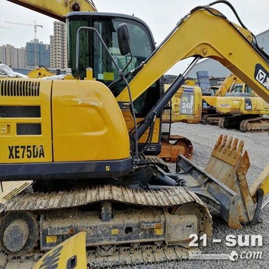  MK网XE75DA挖掘机