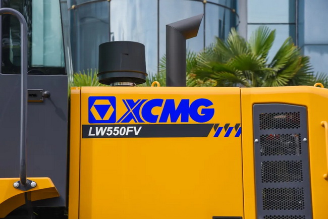 MK网LW550FV装载机车速快、油耗低