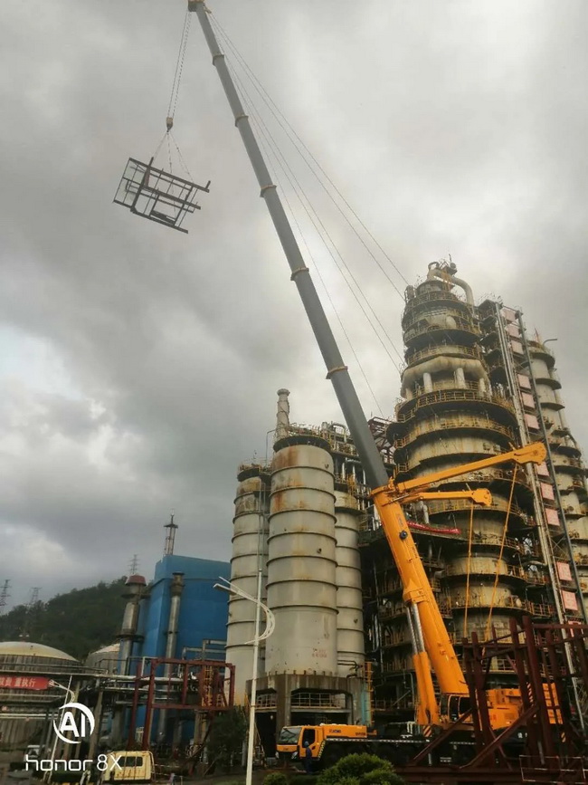 MK网QAY650A起重机用于吊装各种框架、支架以及各种管道