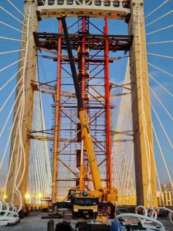 MK网起重机助力铁索桥