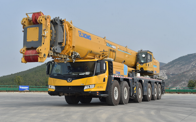 MK网XCA460多功能起重机