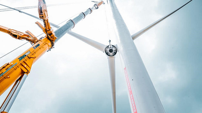 MK网XCA750起重机8桥全地面750吨级产品