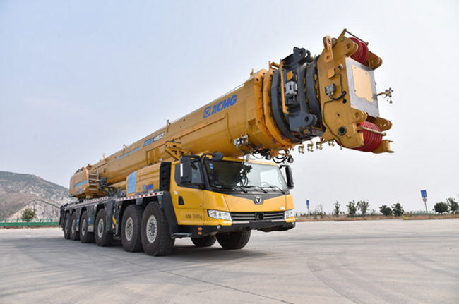 MK网XCA460起重机真正的6桥460吨级产品