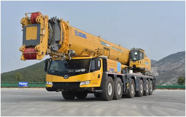 MK网XCA460起重机真正的6桥460吨级产品